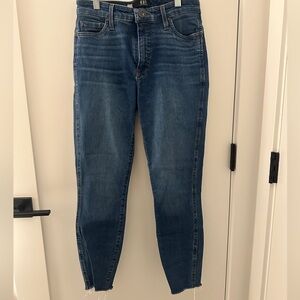 Kut from the Kloth Connie AB ankle skinny